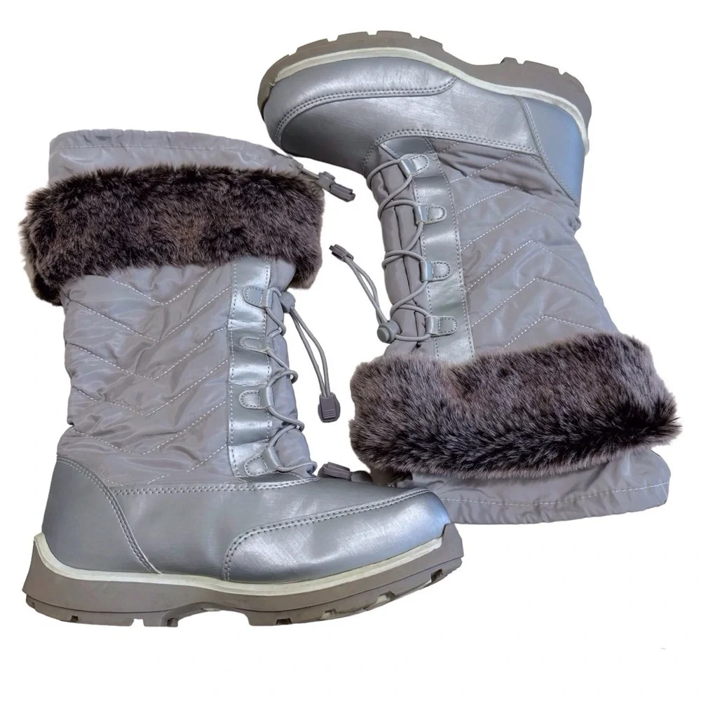 Lands End Faux Fur Quilted Snow Boots in Gray/Silver Size 3